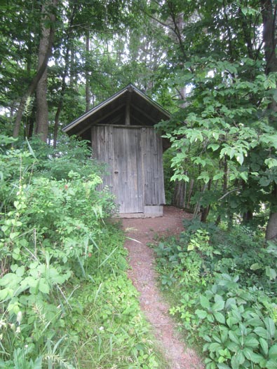 Lakeside Cabin Outhouse